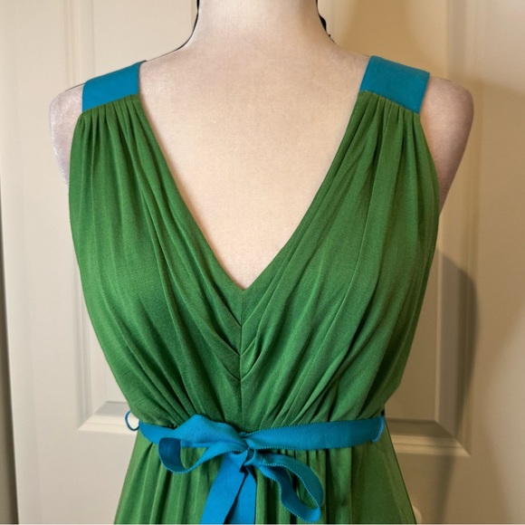 Boden  Green Sleeveless Silk Midi Dress - Picture 2 of 6